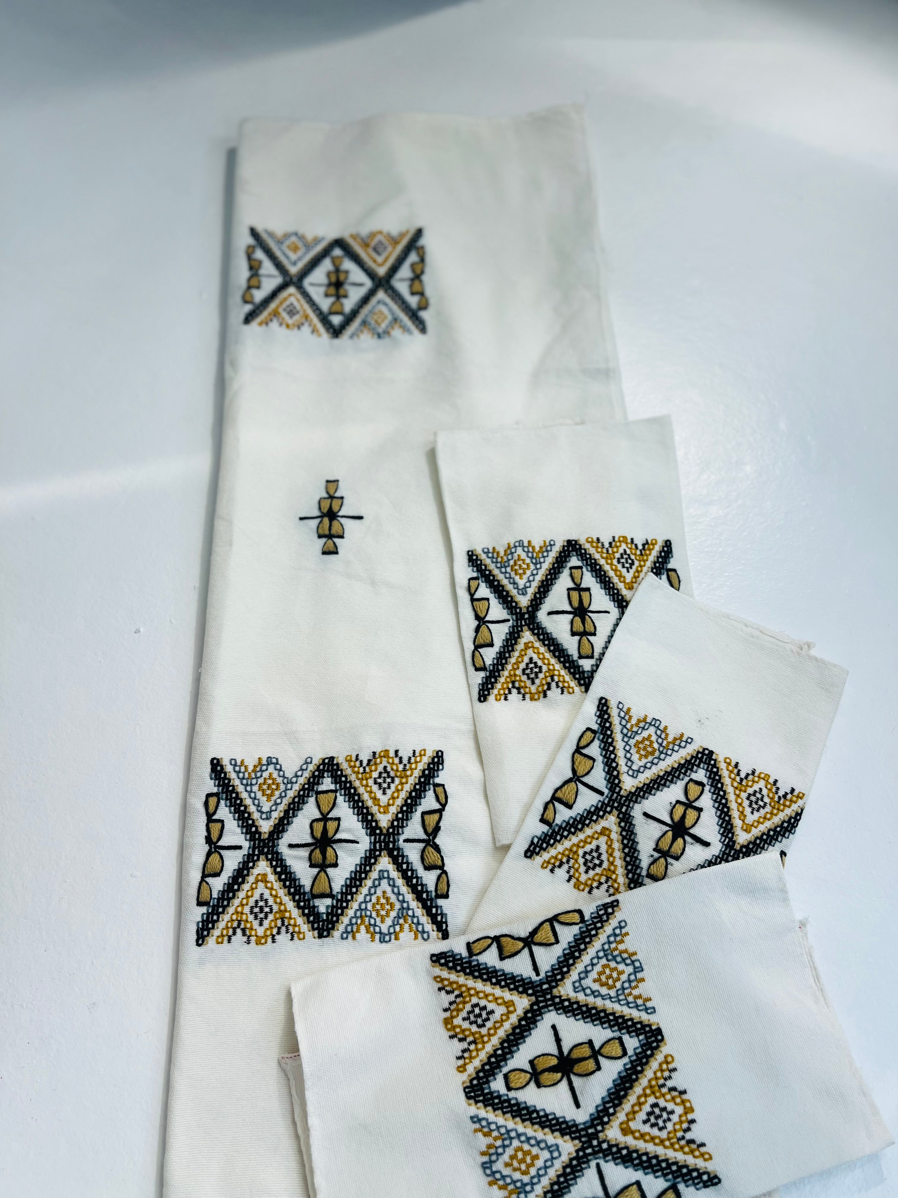 Hand Embroidered Table Set