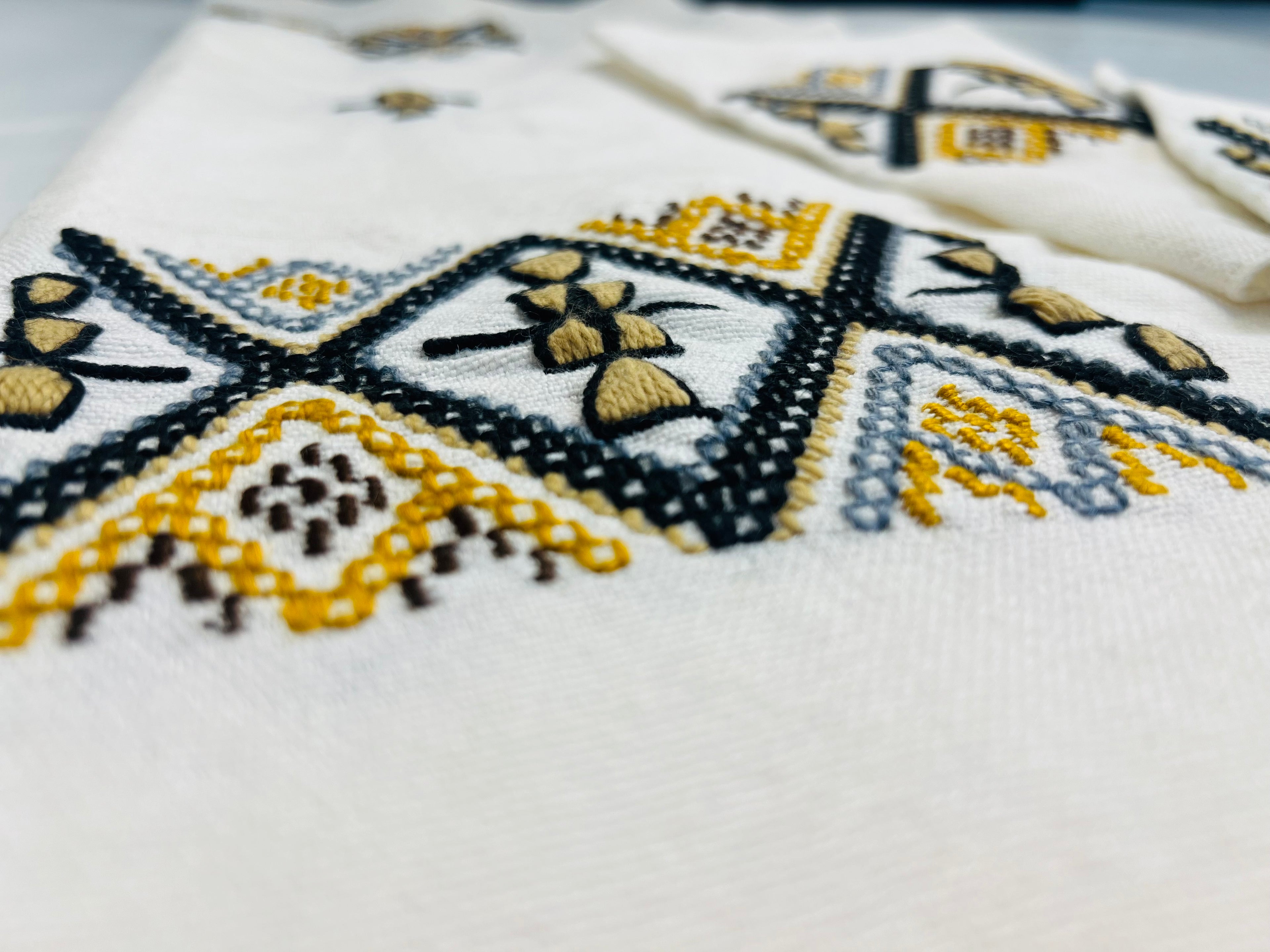 Hand Embroidered Table Set